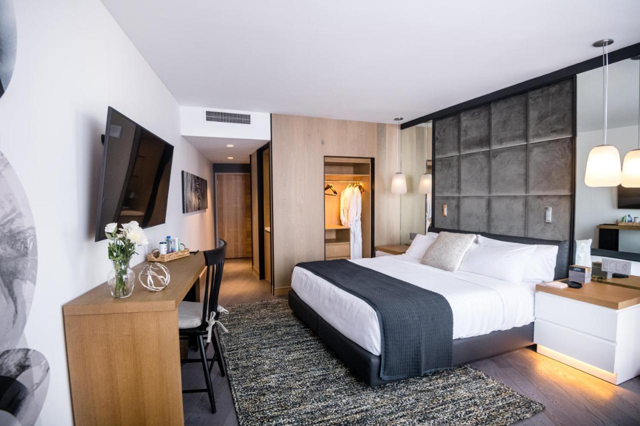 Suíte Skyline com Cama King-size no Andar VIP