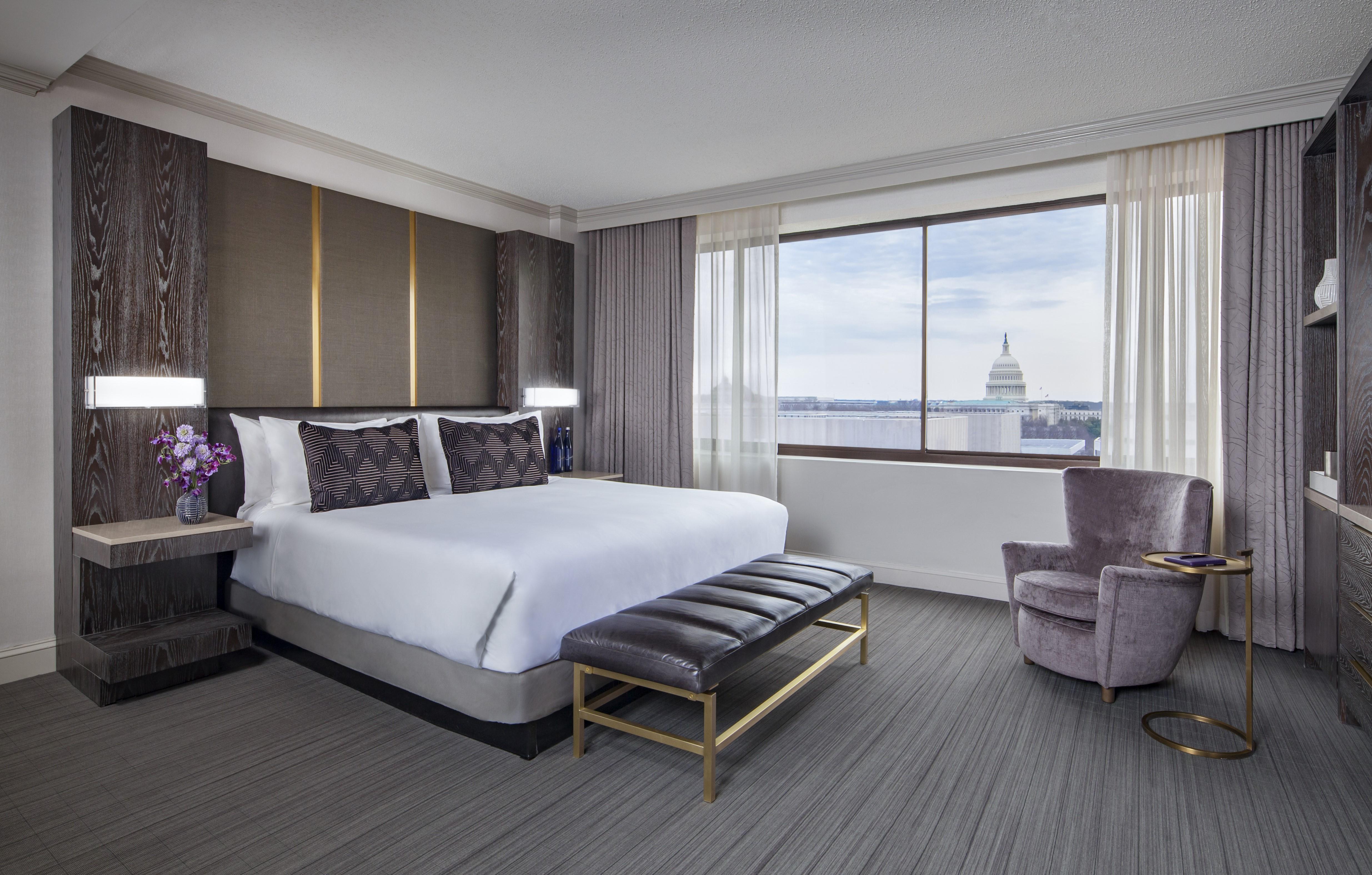 Deluxe Zimmer mit Kingsize-Bett und Aussicht