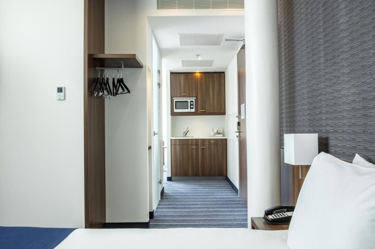 Standard Double Room with City View