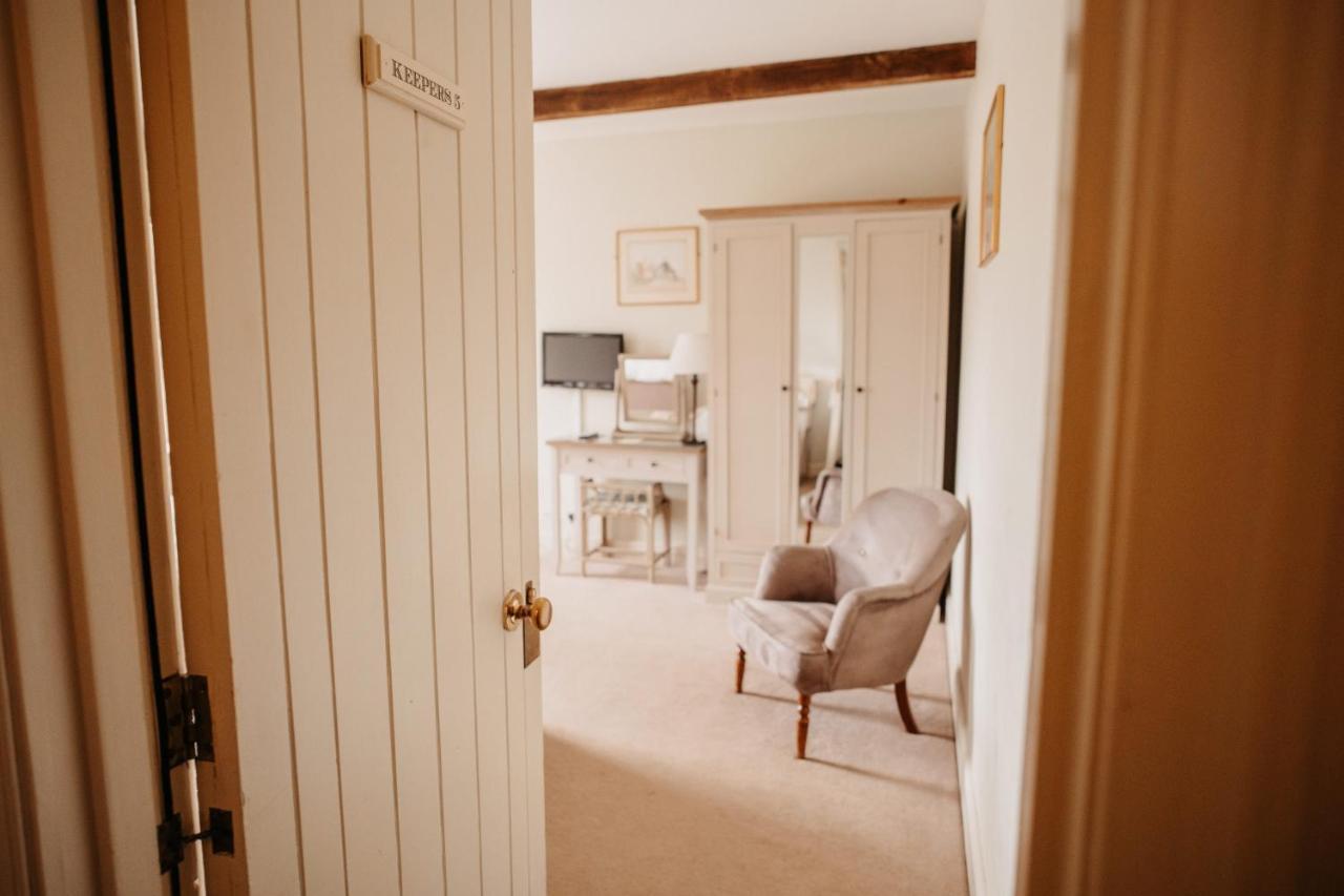 Courtyard Double – Dog friendly on request – Contact Property before to check availability