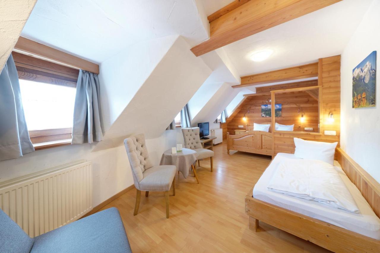 Triple Room,1112460978:JPEG
