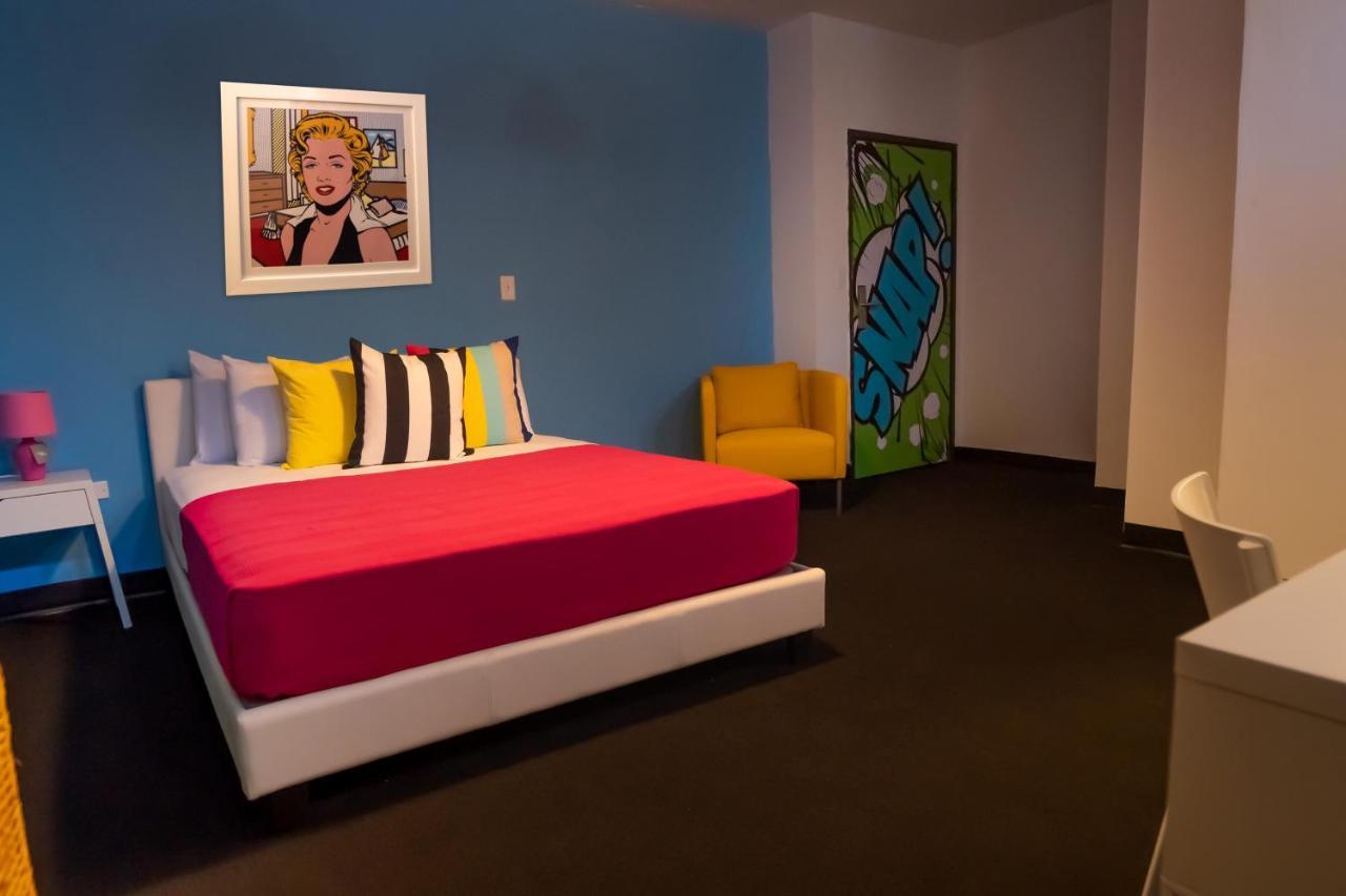 Standard Queen Room
