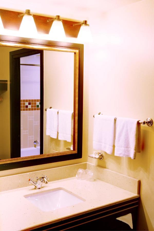 Classic Room near Facilities Lake side