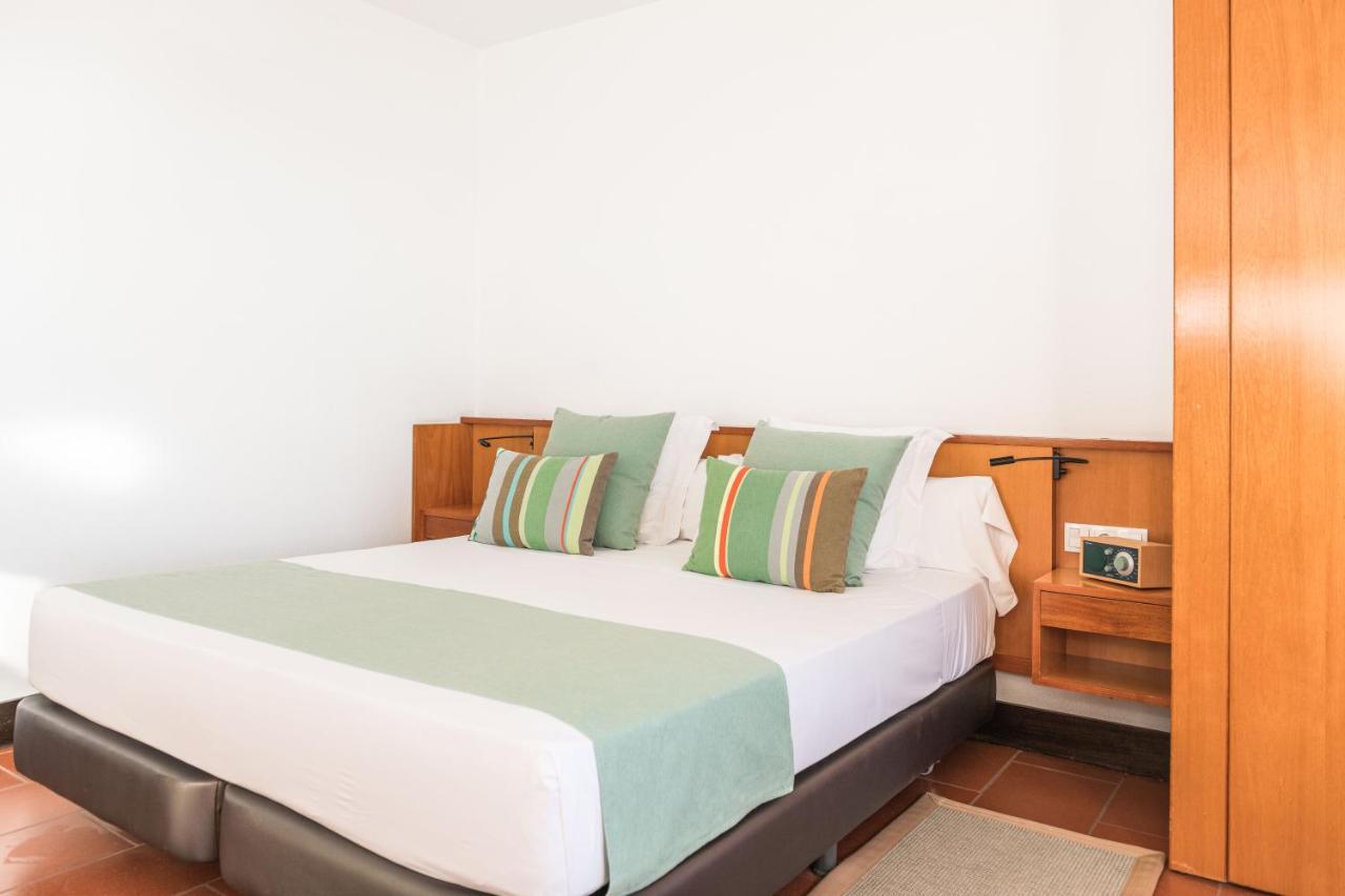 Tweepersoonskamer met Uitzicht op Zee en Extra Bed