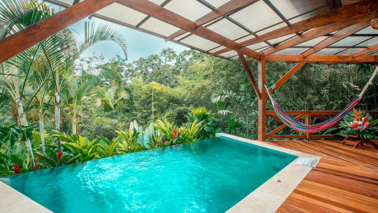 Suite Private Pool