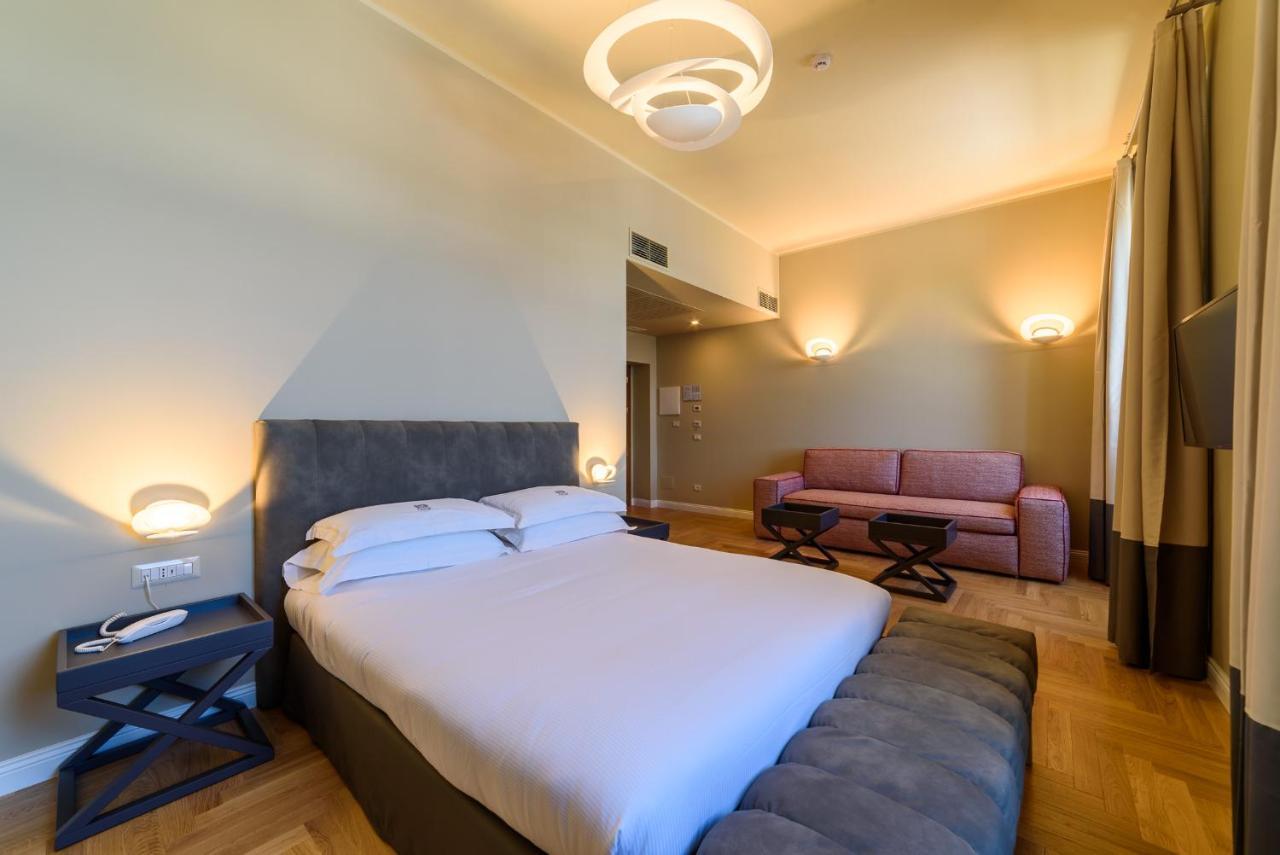 Junior Suite Lake View