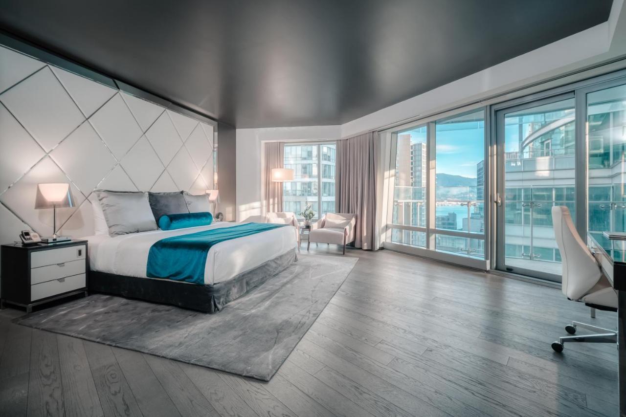 Chambre Lit King-Size Paradox avec Balcon