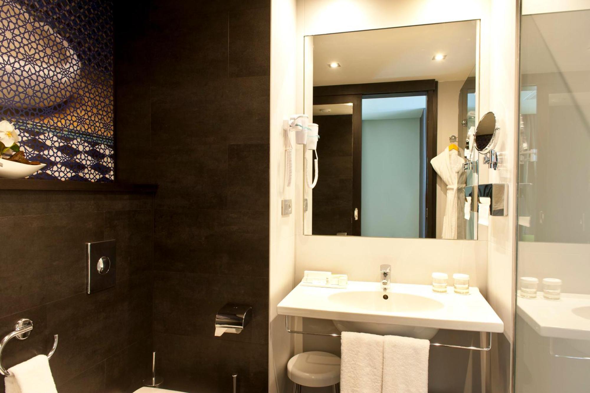 Deluxe Room,1211915572:JPEG