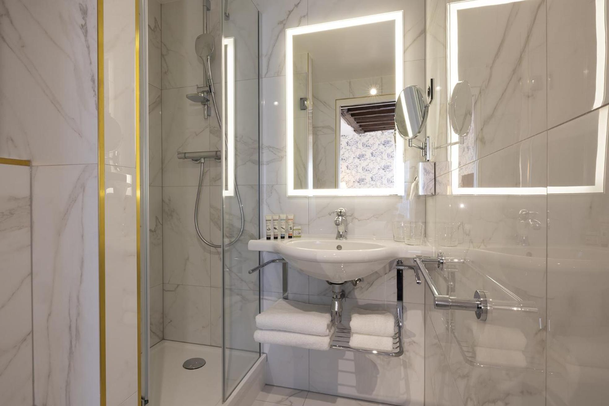 Quarto Quádruplo de Luxo