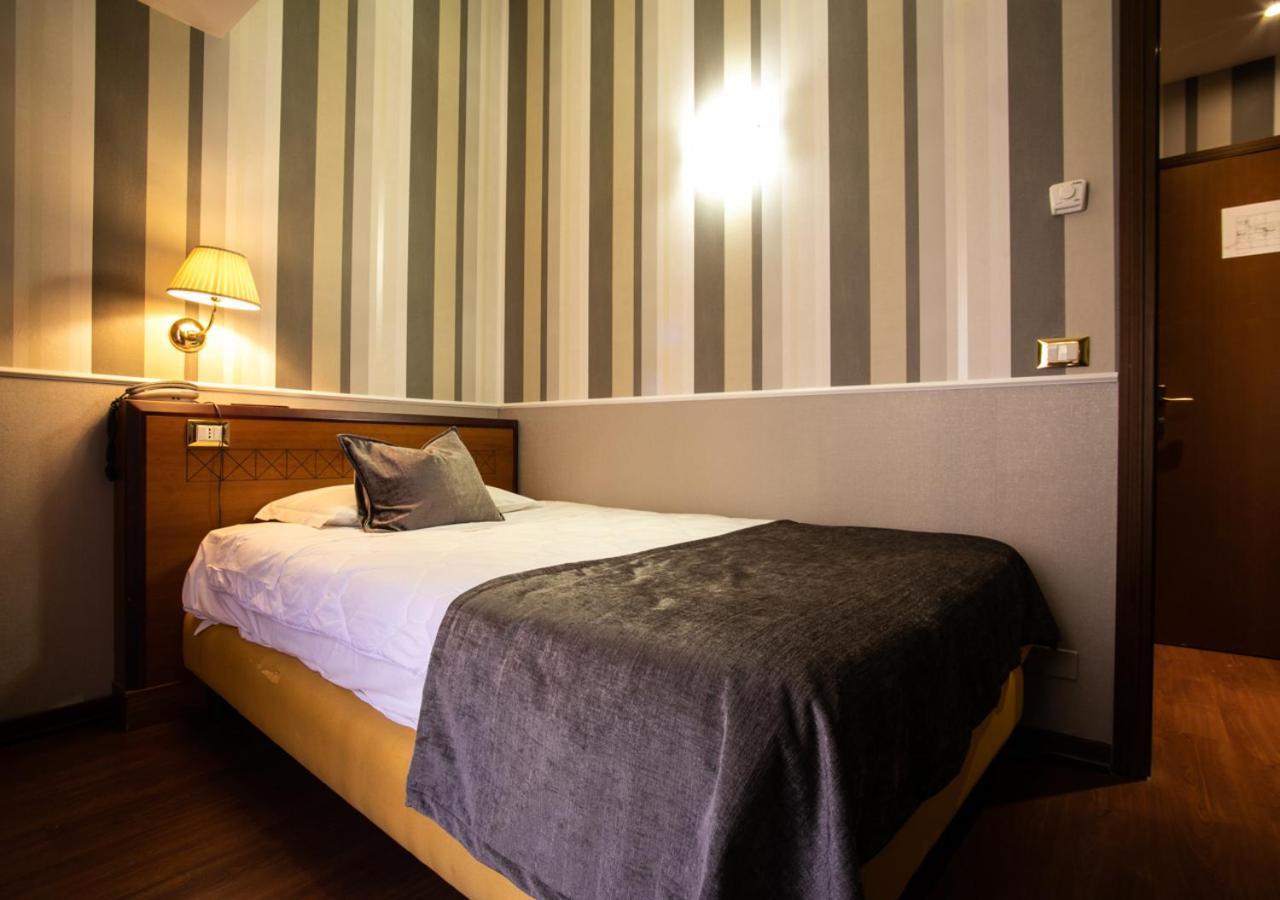 Classic Single Room