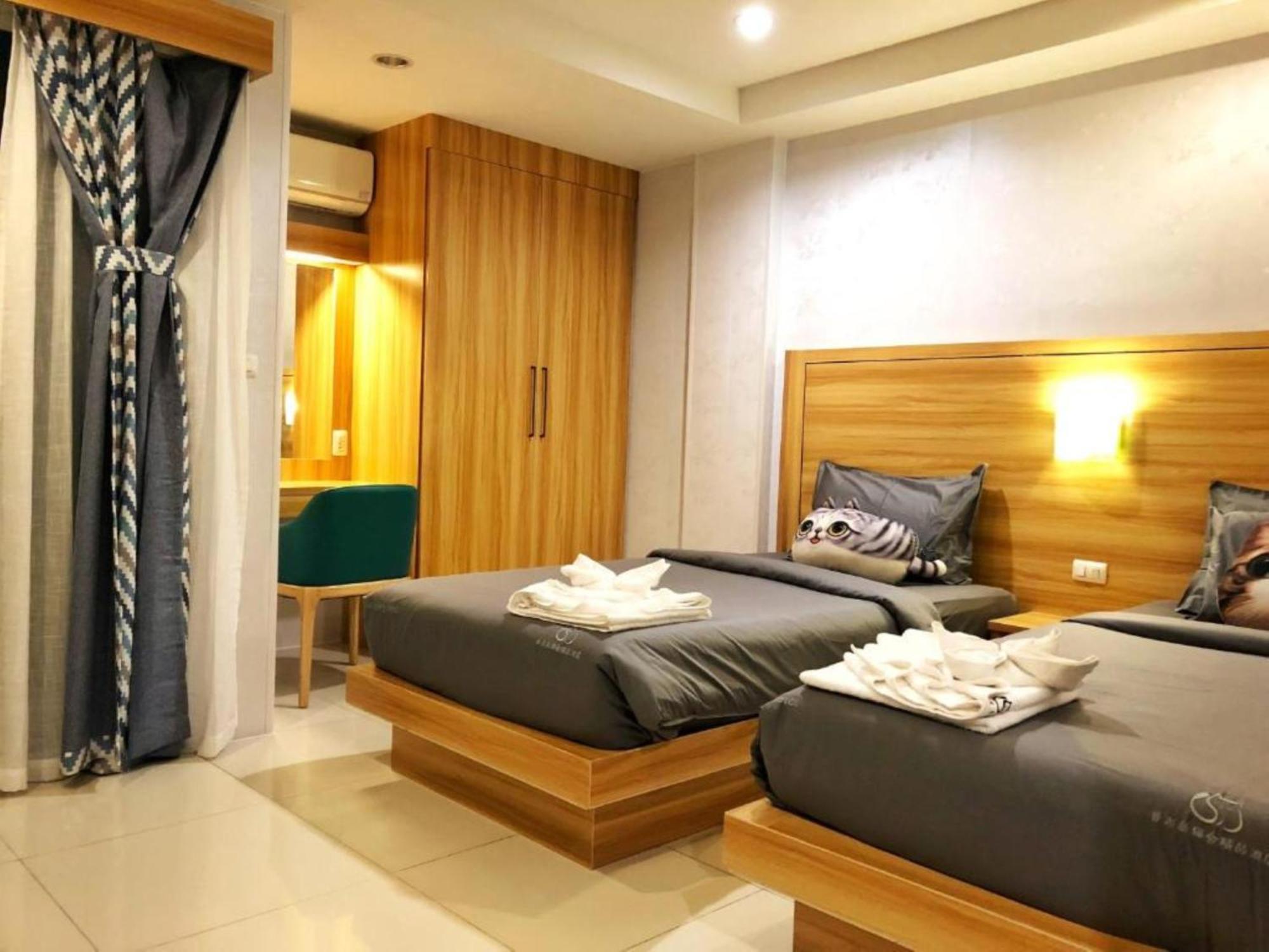 Twin Room,1226996333:JPEG