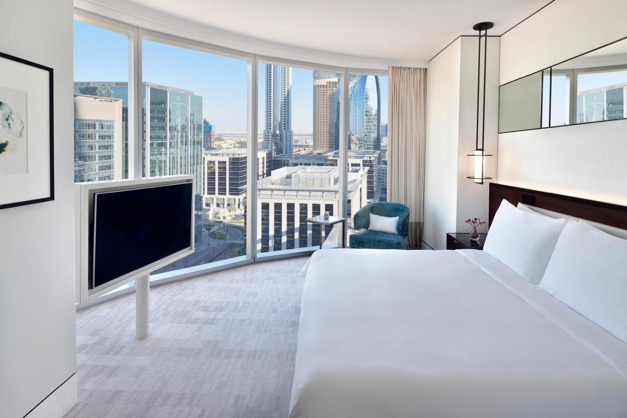 Premier Room – Exclusive Access to Level 54 Infinity Pool