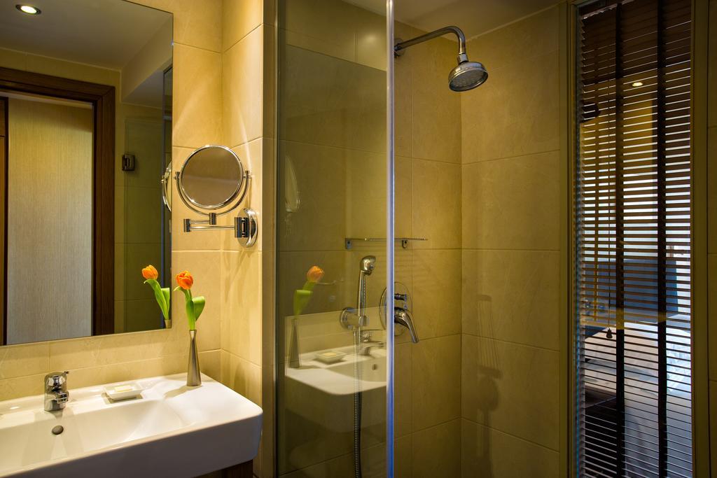 Quarto Duplo Superior Familiar com Porta Comunicante