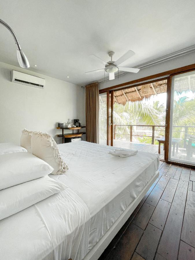 Suite Principal Brassalova con vistas al jardín