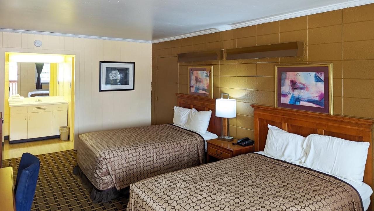 Double Room Two Double Beds