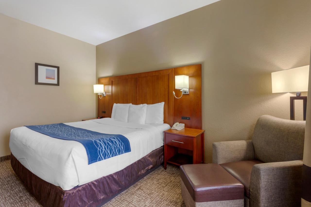 King Room - Accessible/Non-Smoking