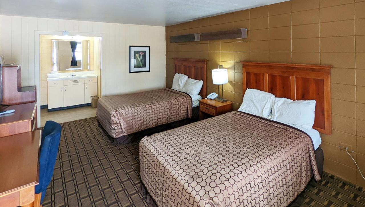 Double Room Two Double Beds