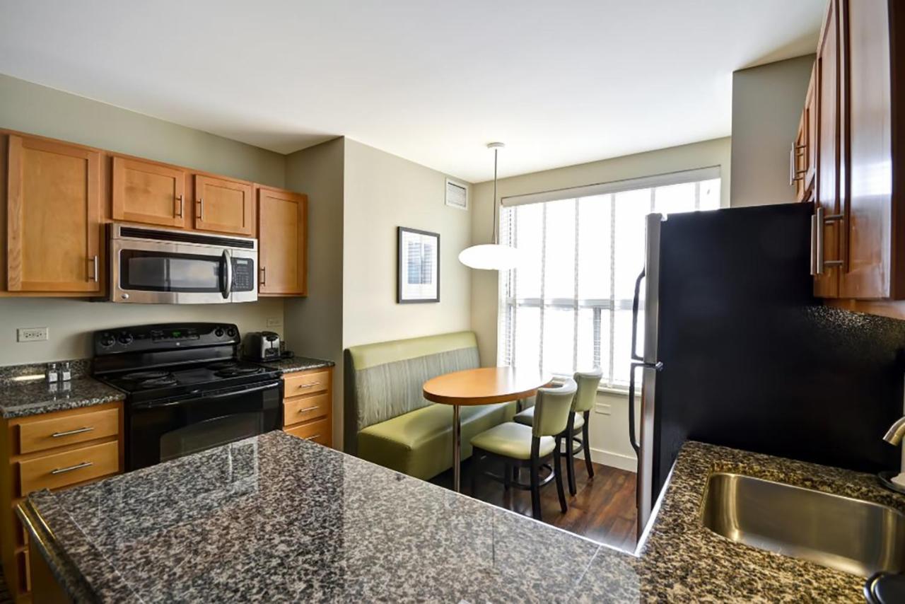 Two-Bedroom King Suite