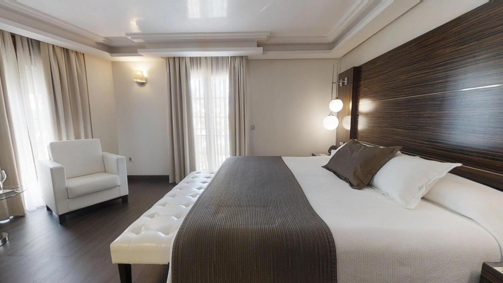 Suite mit Stadtblick für 4 Personen