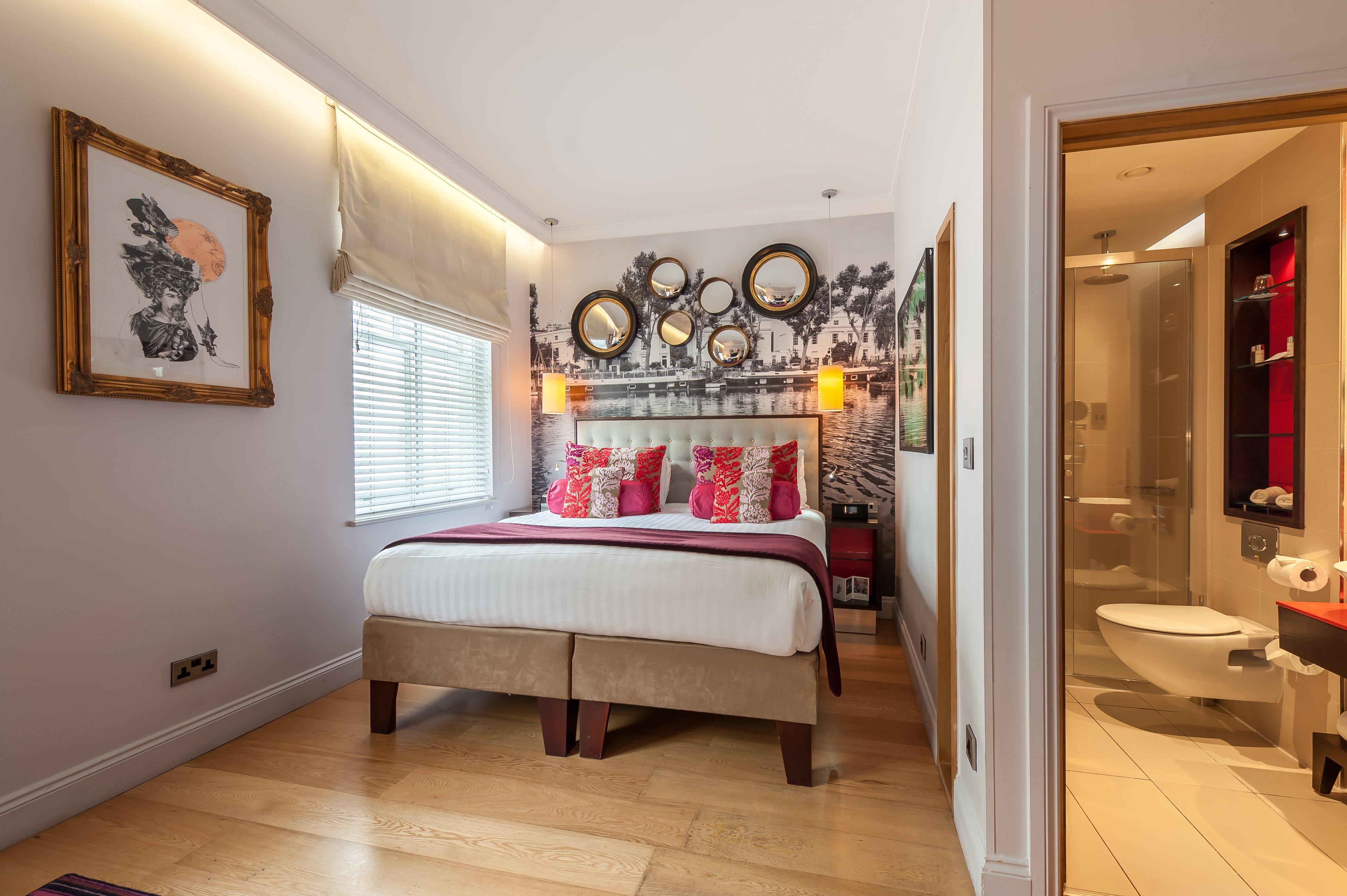 Standard Queen Room