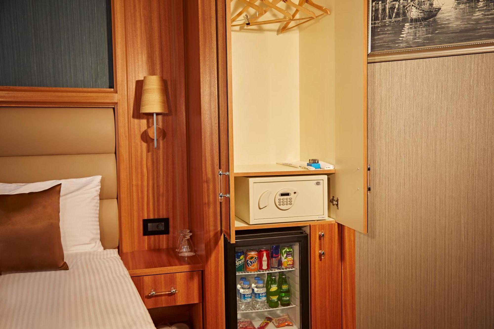 Single Room