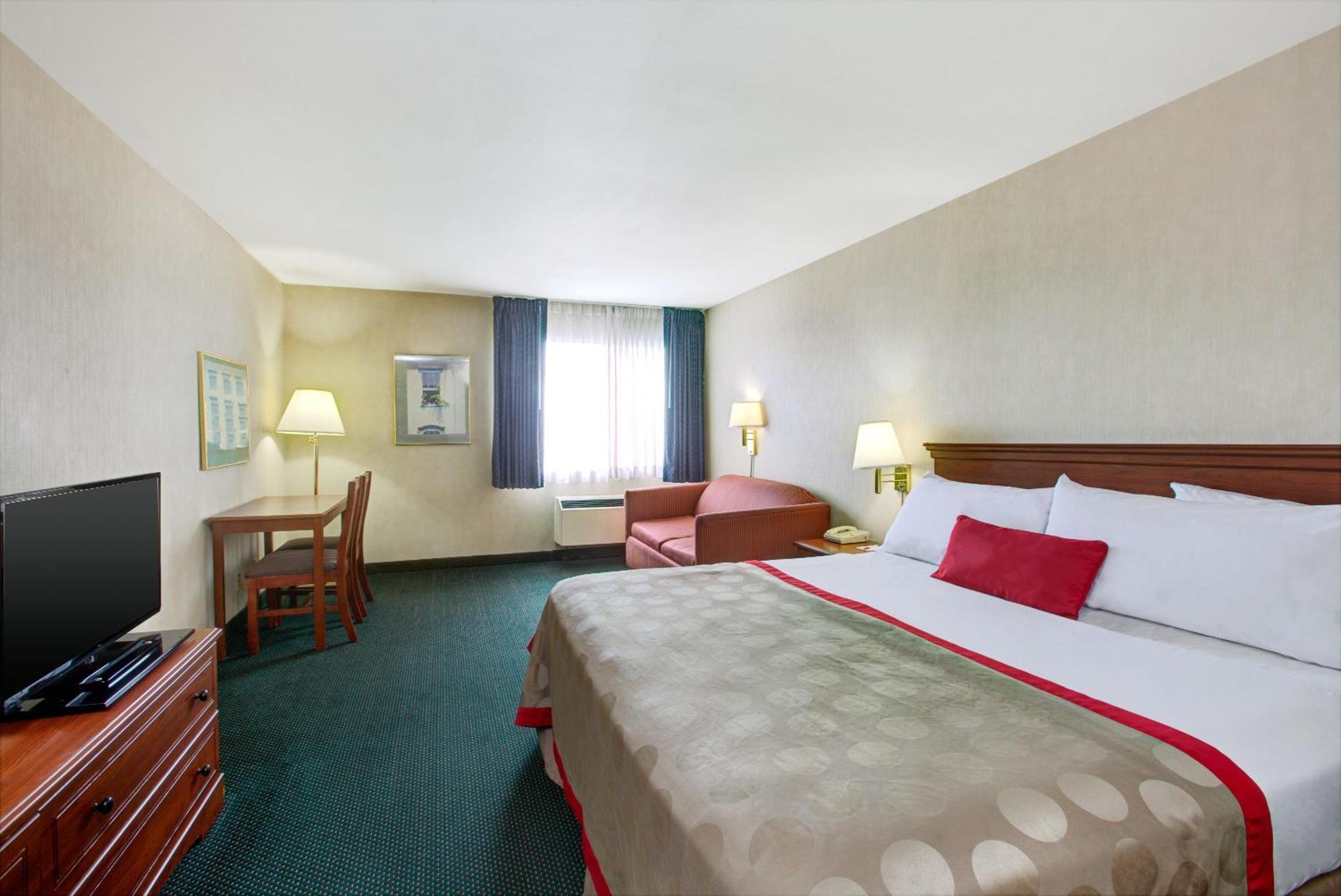 King Room - Non-Smoking