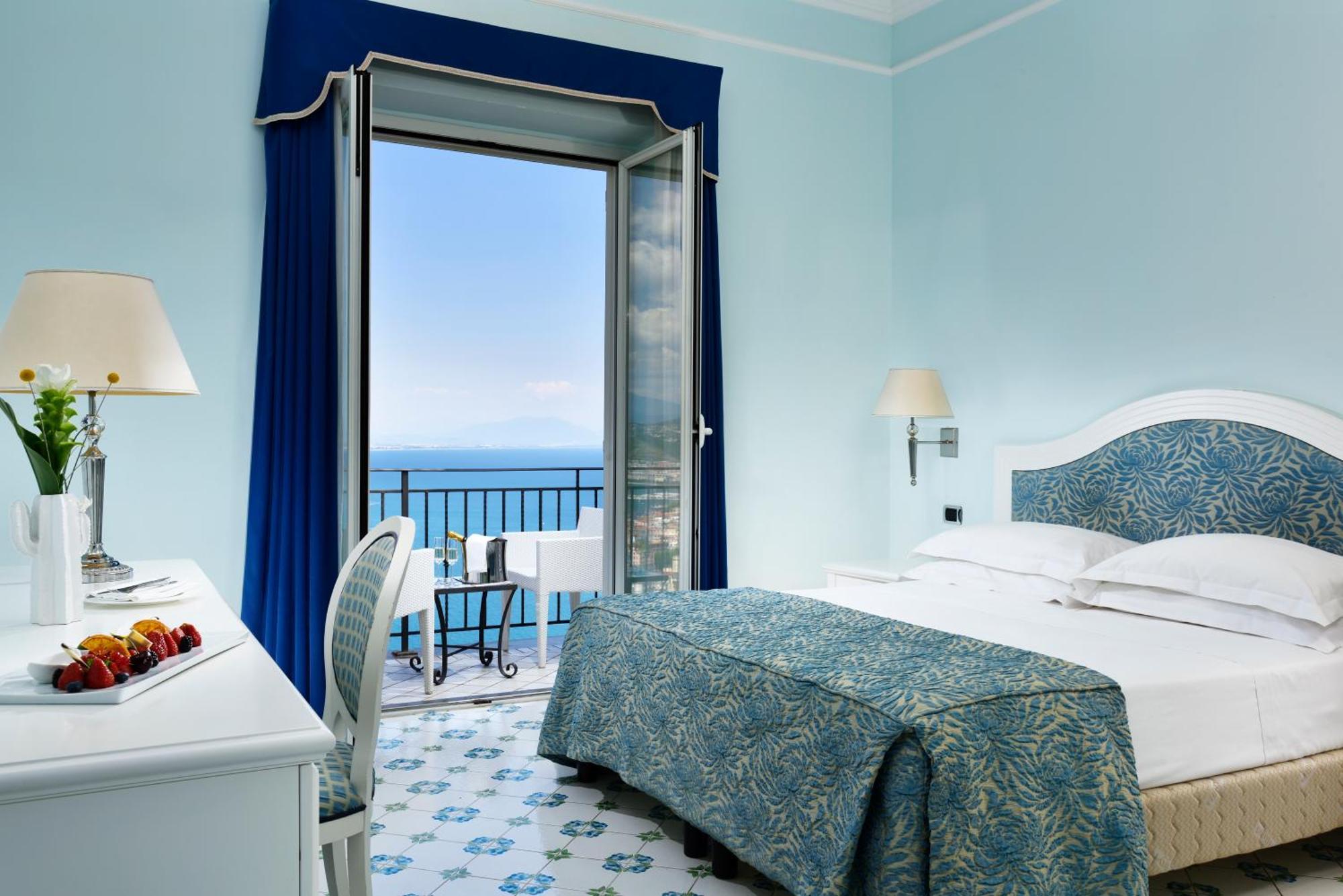 Superior Double Room with Sea View