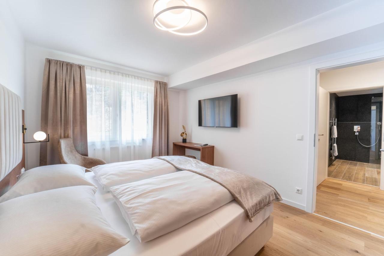 Suite mit elektrischem Kamin