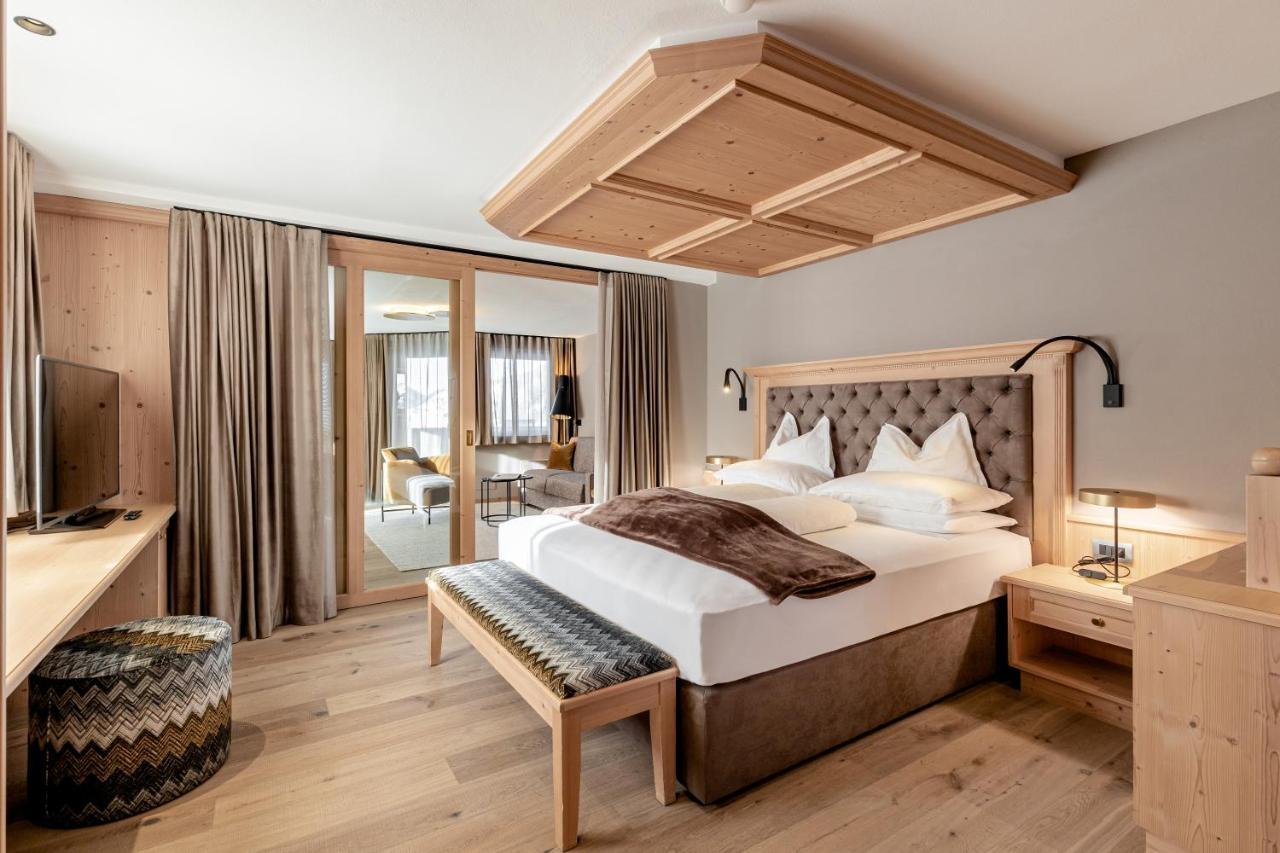 Junior Suite Deluxe Balcony