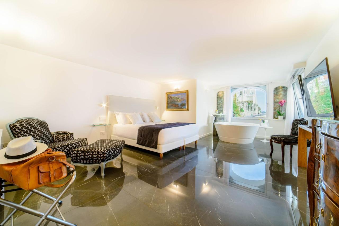 Deluxe Double Room Sea View