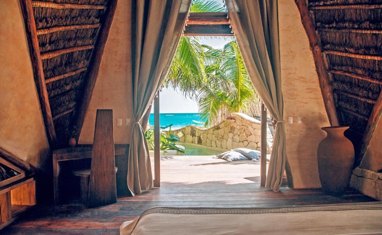 Oceanfront Suite Plunge Pool