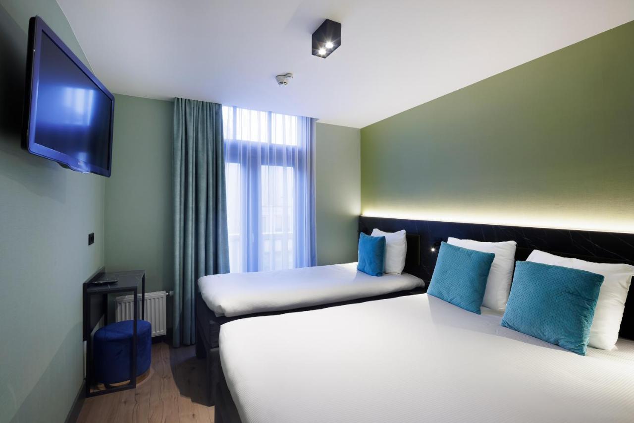 Chambre Triple avec Salle de Bains Privative