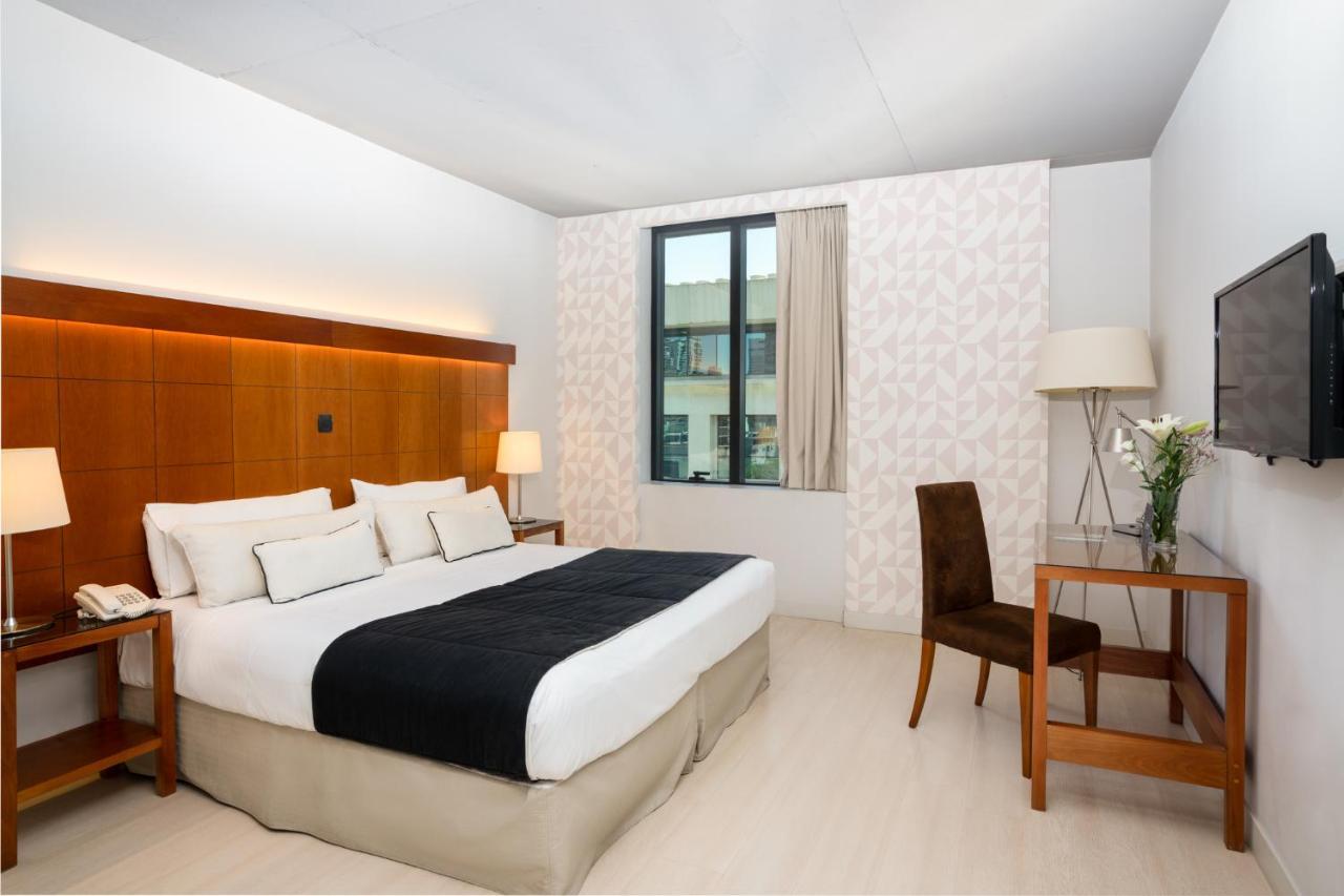 Quarto Duplo Standard