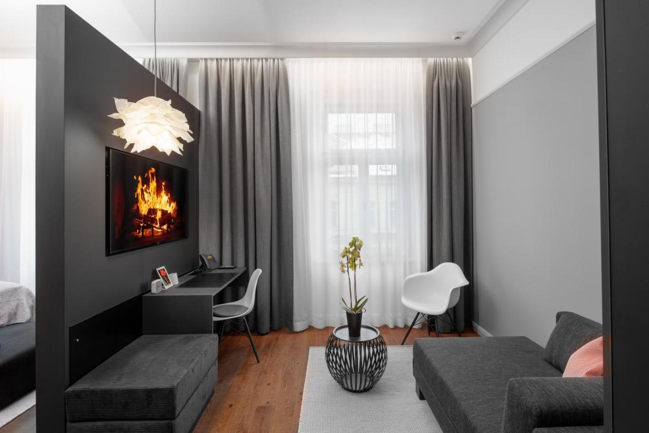 Junior Suite,1347270047:JPEG