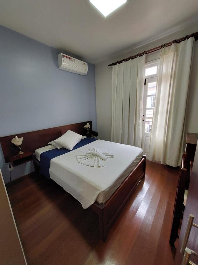 Quarto Duplo