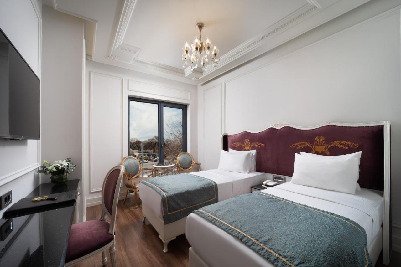Deluxe Double Room with City View,1357001657:JPEG