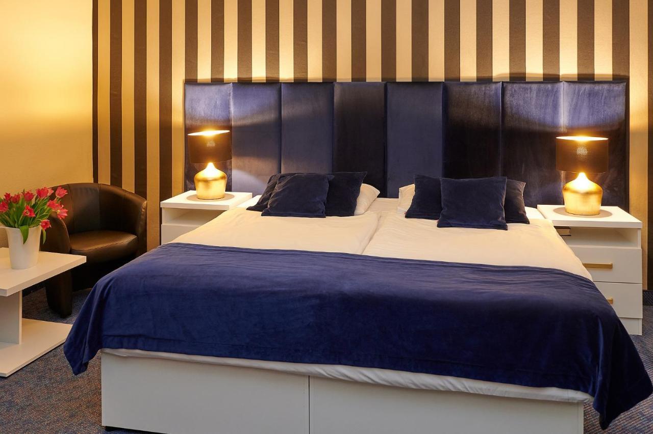 Double Room a possiblity of Extra Bed