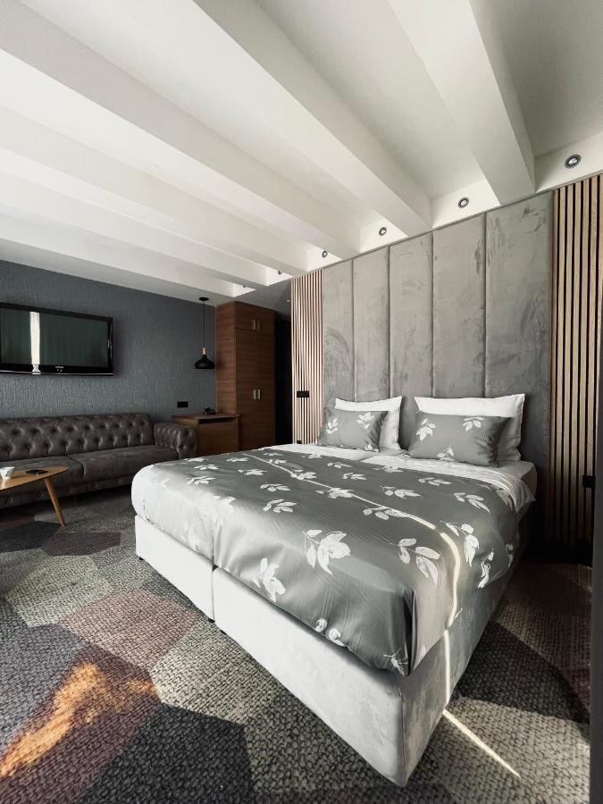 Superior Double Room City View