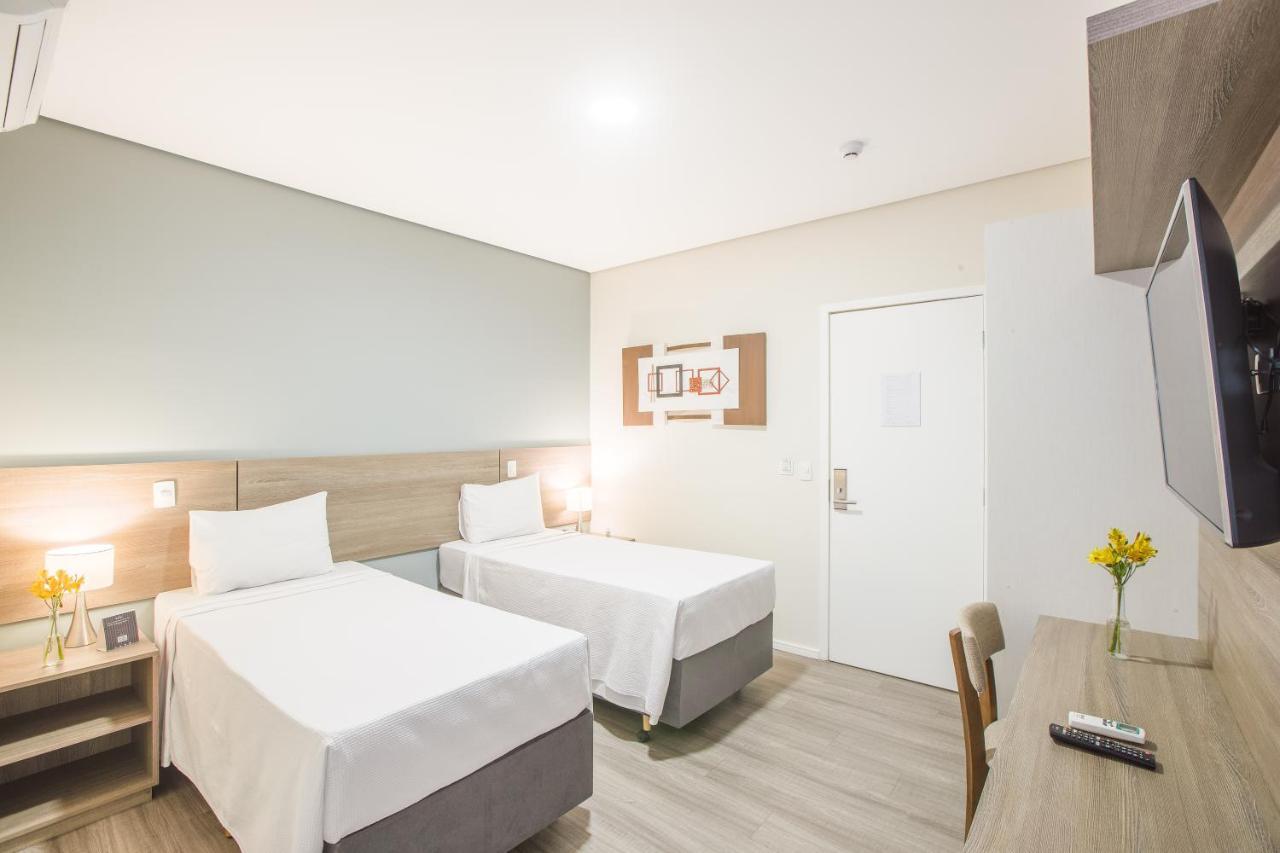 Quarto Standard com 2 Camas de Solteiro