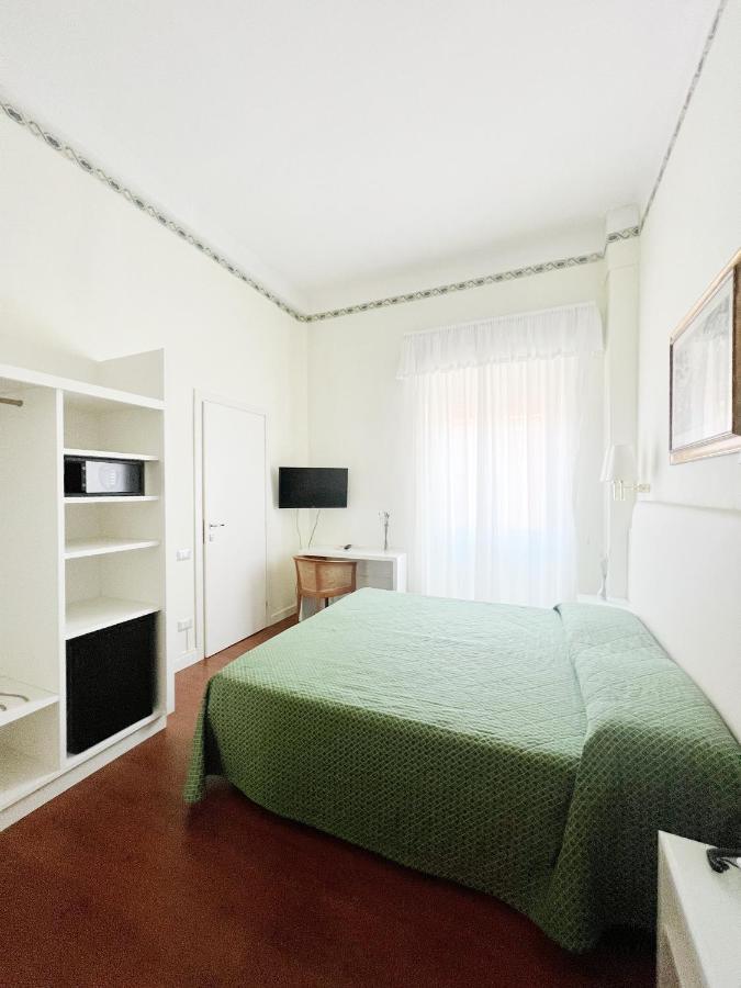 Standard Double or Twin Room,1397765750:JPEG
