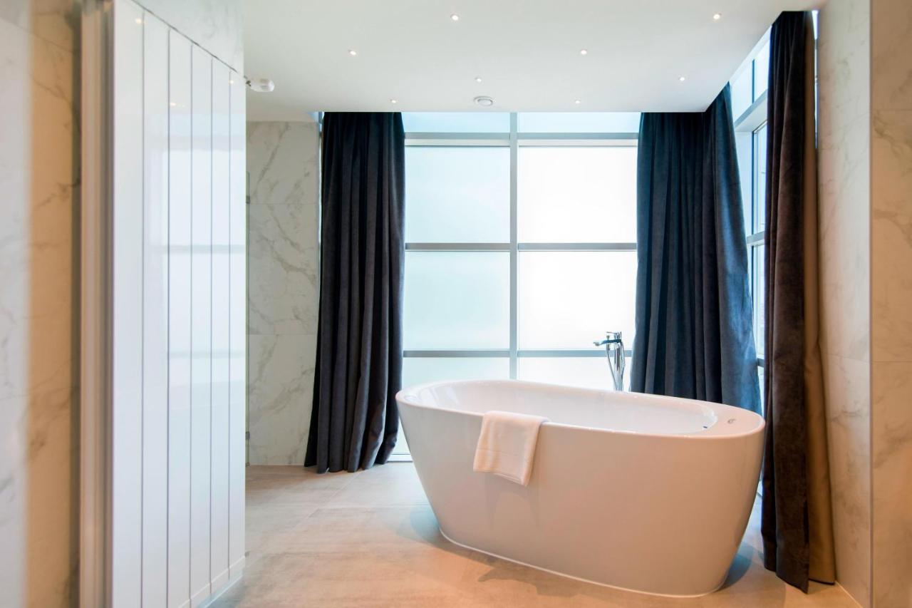 Presidental Suite 1 Bedroom Presidential Suite 1 King