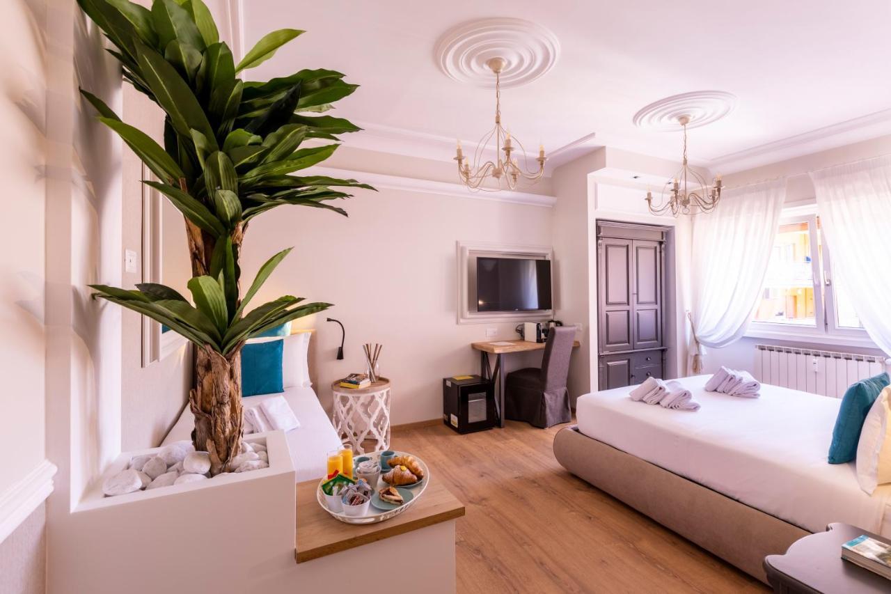 Superior Triple Room