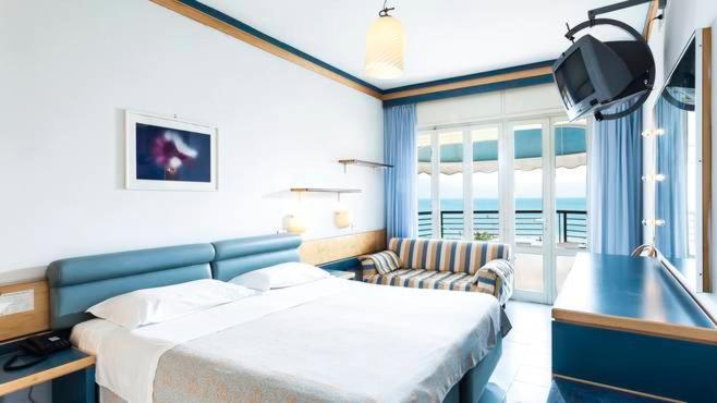 Double Room,446762262:JPEG