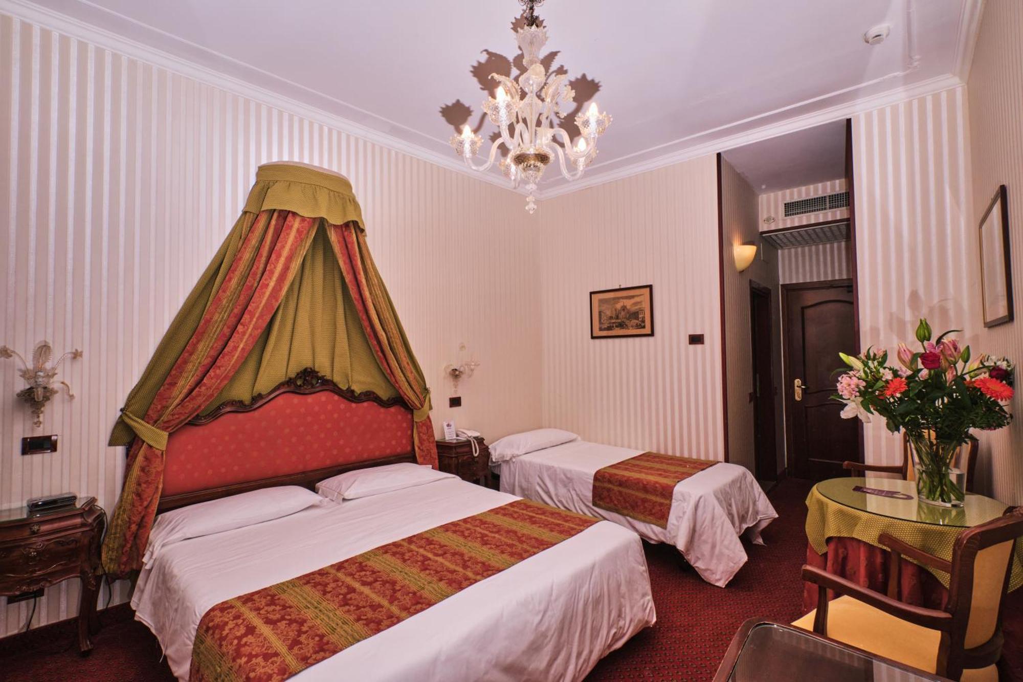 Quarto Triplo Standard
