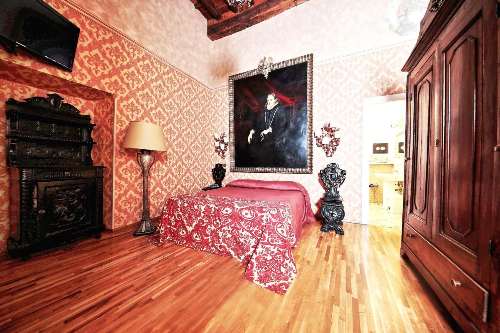 Large Double Room