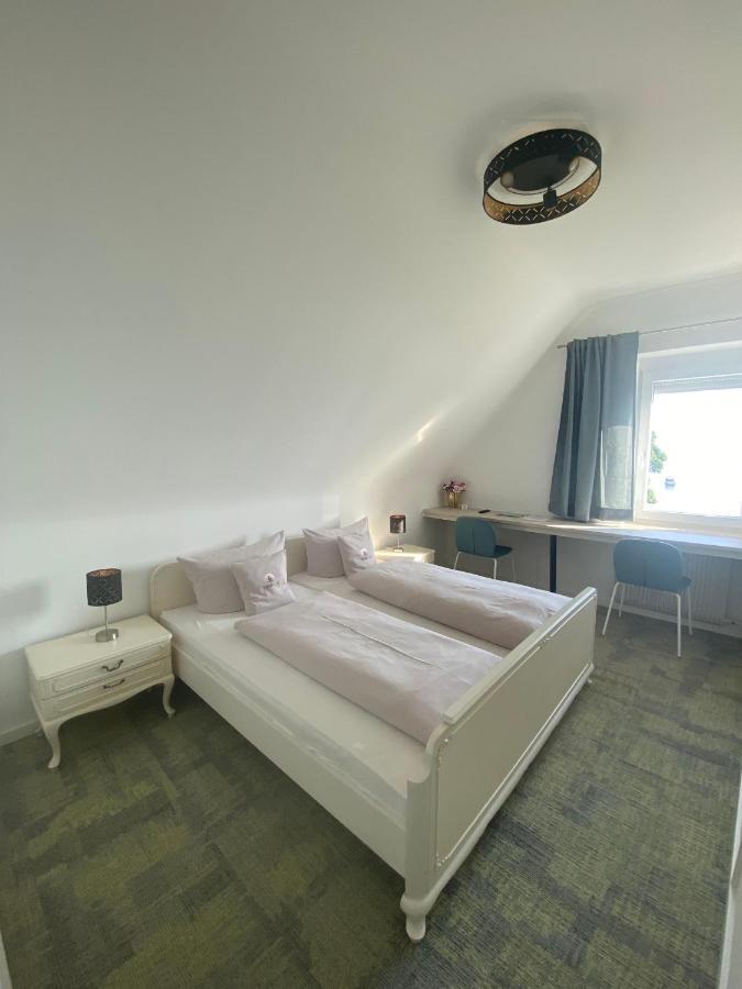 Doppelzimmer mit Seeblick