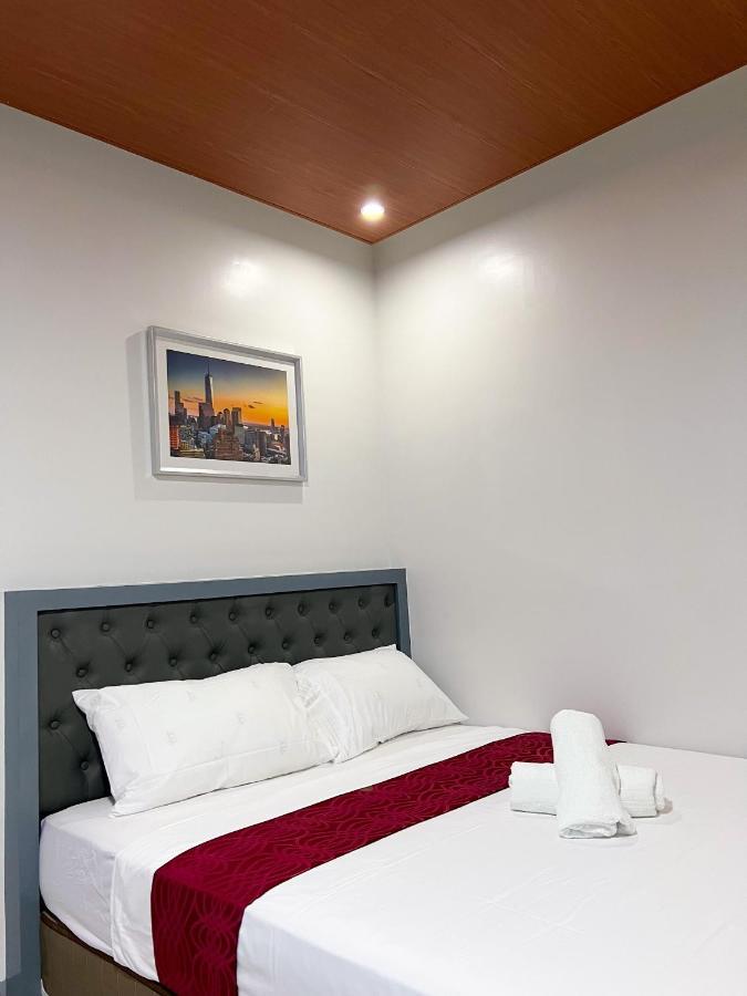 Deluxe Room,1480304864:JPEG