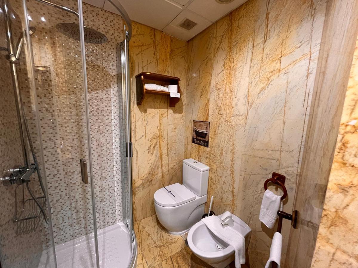 Single Room,24898572:JPEG