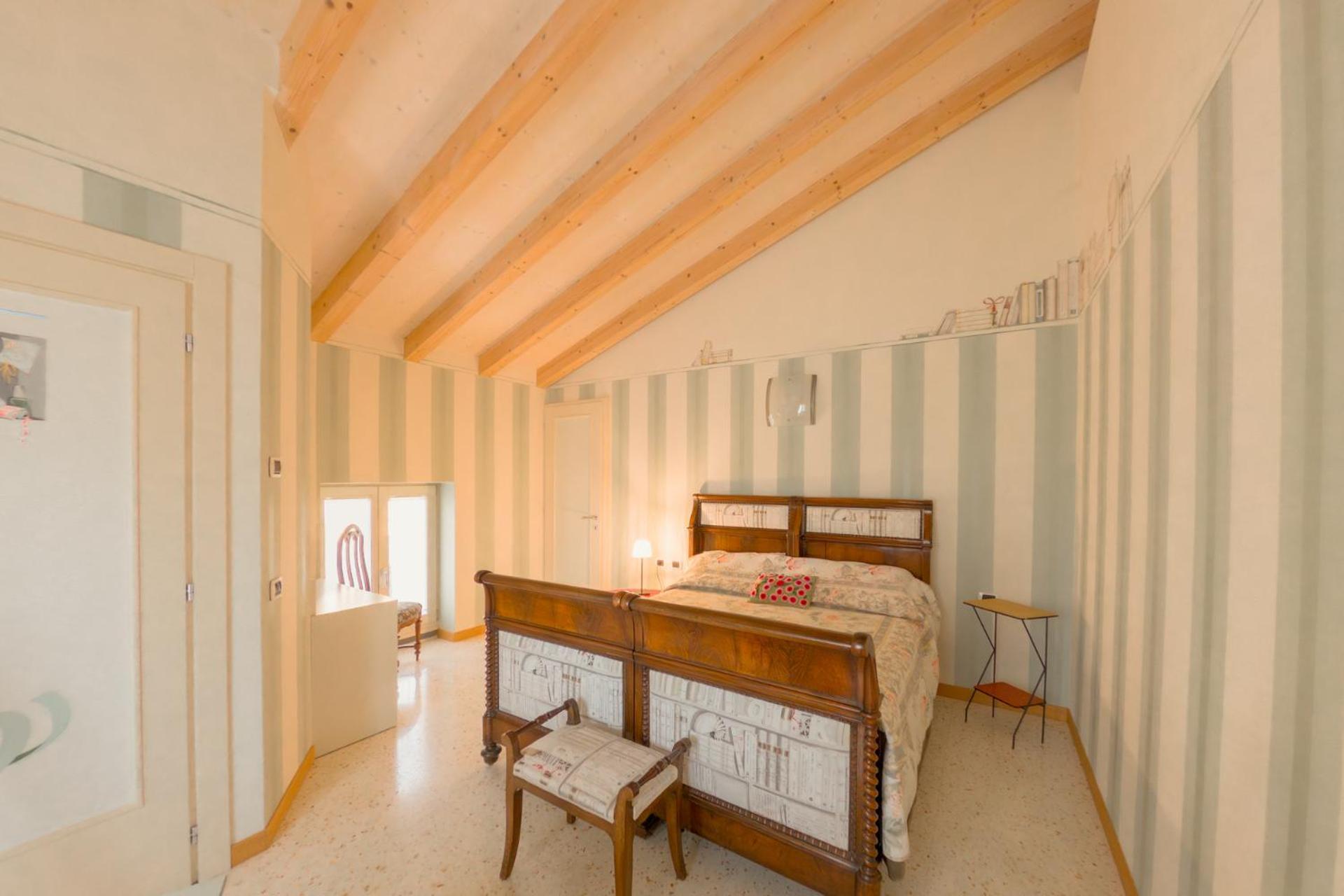 Quarto Duplo Amplo