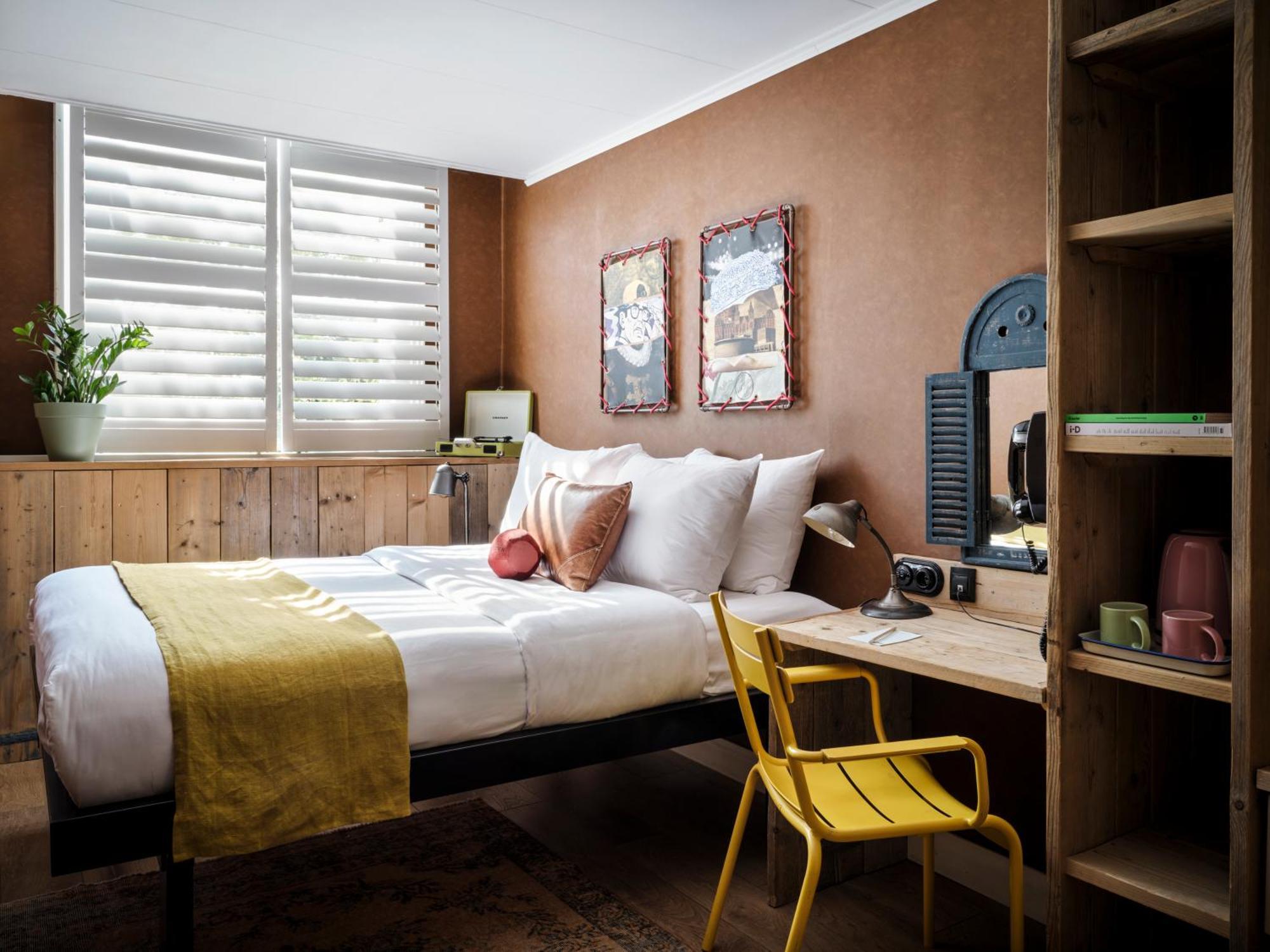 Medium Room,1516387342:JPEG